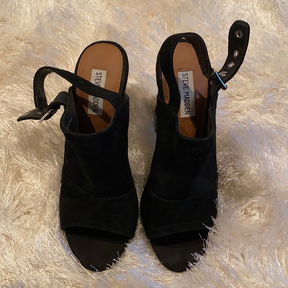 Black heels